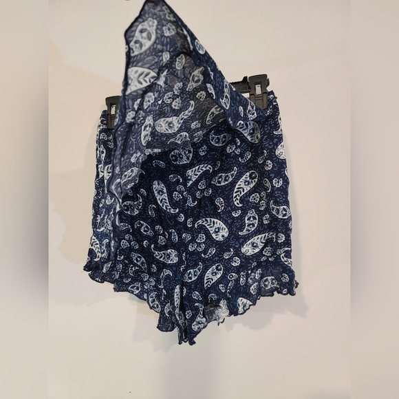 Patrons of peace print short Small size Blue and  white NWT - Picture 2 of 5